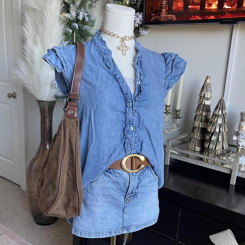 Denim Ruffle Blouse - Picture 3 of 4